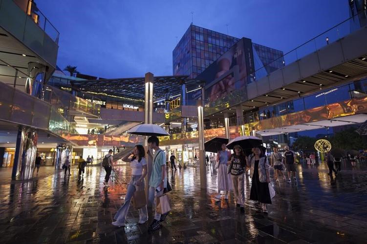 IMF's economic view: Brighter outlook for China and India but tepid global growth