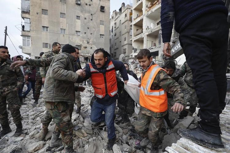 Earthquake takeaways: Hope fading in frigid Turkey, Syria