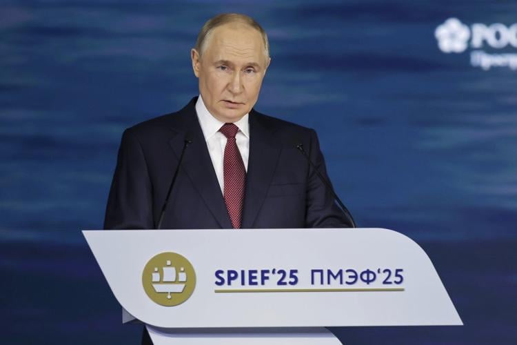 Putin boasts about Russia's economy despite recession fears