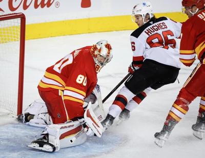 Flames' Vladar enjoys shutout performance against old goaltending partner Markstrom