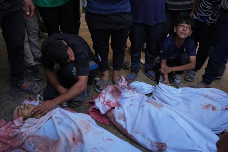 Israel kills Hamas spokesperson as security cabinet meets to discuss expanding offensive in Gaza