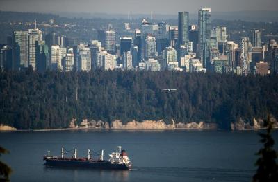 Smaller ϳԹ cities rank high on environmental scorecard that has a few surprises