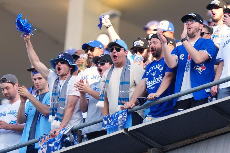 Photo-Gallery-BBO-World-Series-Game-Three-2