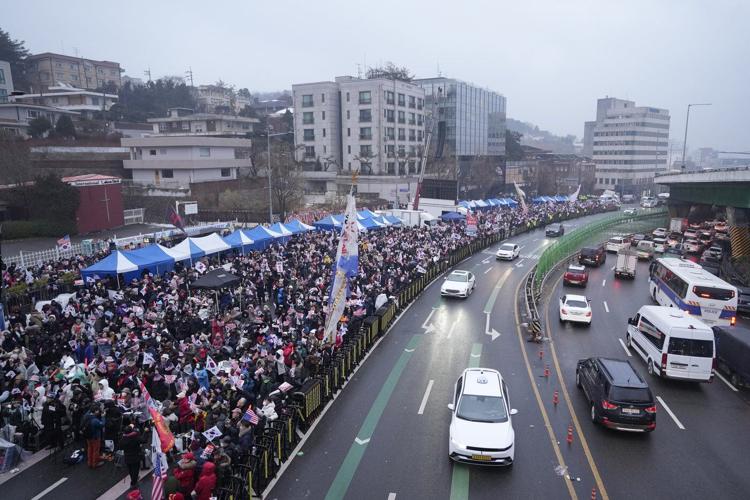 What to know about the siege outside South Korea's presidential compound
