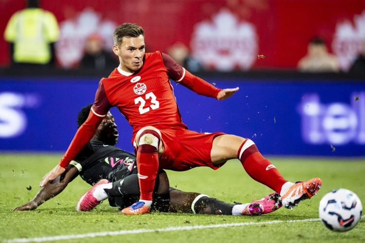 ɫֱ men fall 1-0 to Australia in soccer friendly in Montreal