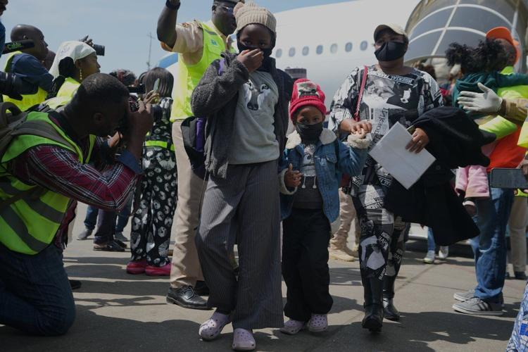 Nigerian migrants returning from South Africa face the same economic issues they left behind