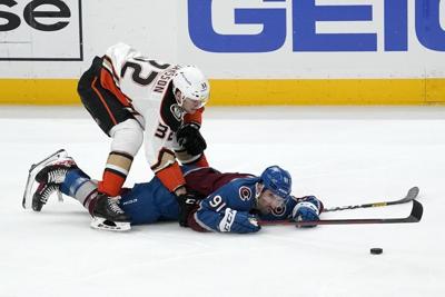 Ottawa Senators sign defenceman Jacob Larsson to one-year contract extension