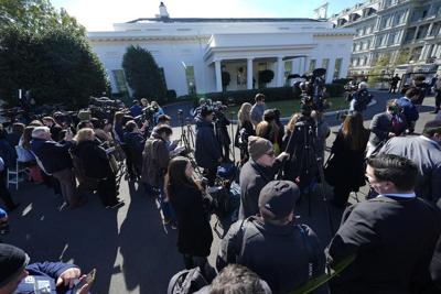 Trump promises to turn Washington upside down. He's being welcomed back anyway