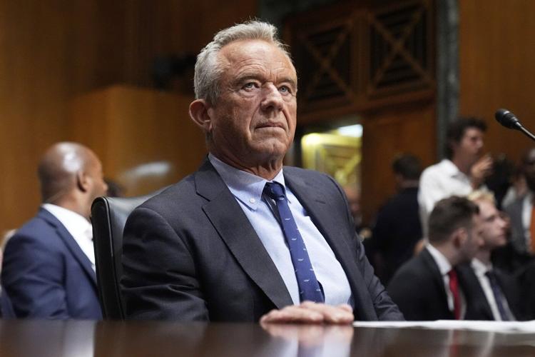 What polls show about Americans' views on childhood vaccine mandates