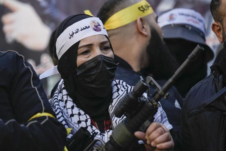Palestinian man, Israeli child die as bloodshed rises