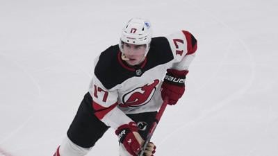 Calgary Flames acquire Nemec, Tsyplakov from New Jersey Devils