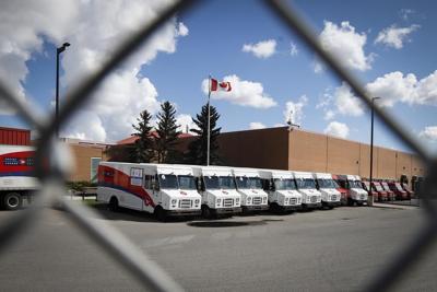 Outdated rules and mounting losses: Can anything be done to fix Canada Post?