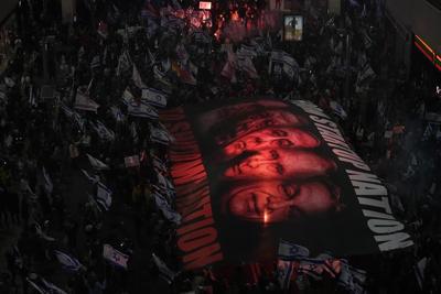 Mass protests in Israel as controversial overhauls advanced