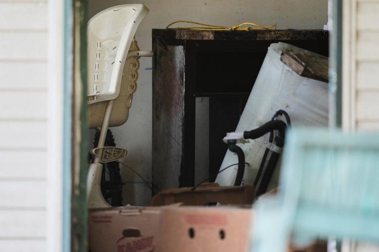 'Right under our nose and no one was there to help them.' 16 kids found in squalor shocks Ohio town