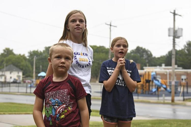 More schools are adopting 4-day weeks. For parents, the challenge is day 5
