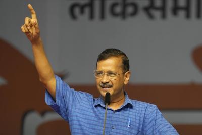 India's top court releases New Delhi's chief minister on bail after 6 months in jail