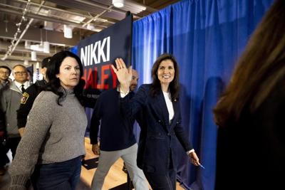 Haley’s frequent reference to new anti-DeSantis website falls flat with some supporters in Iowa