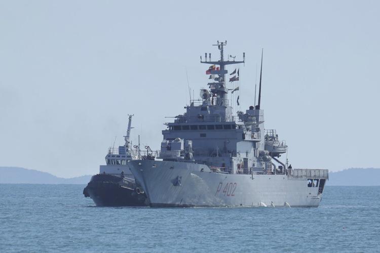 Italy sends rejected migrants to detention centers in Albania