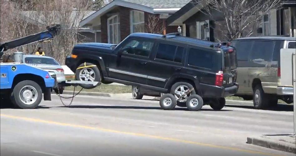 CP NewsAlert: Murder charges after 2 children found dead in vehicle in Calgary