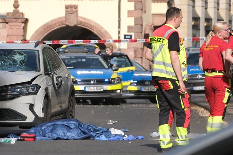 A driver plows into people in the German city of Leipzig, killing 2 people