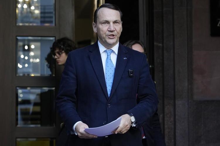 Poland alleges Russian sabotage and is closing one of Moscow's consulates