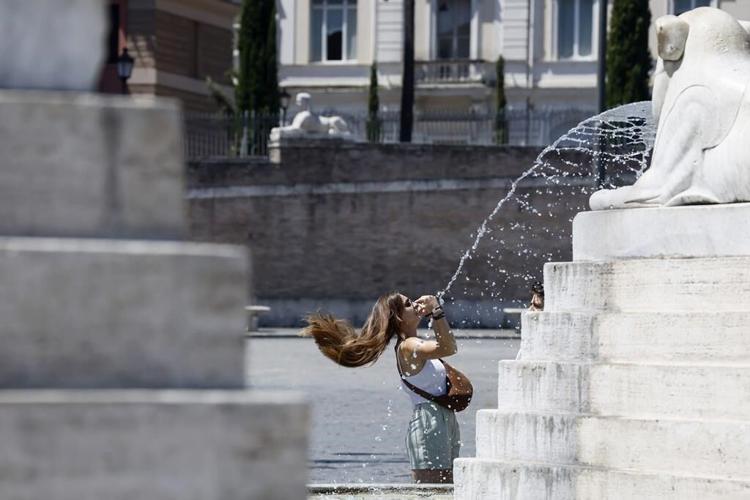 'It's hell outside': Sizzling heat wave in parts of southern and central Europe prompts alerts