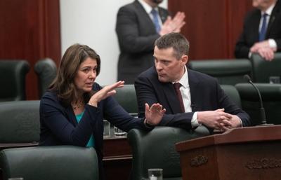 Alberta sticking to its gas tax formula as Ottawa announces cut amid high prices