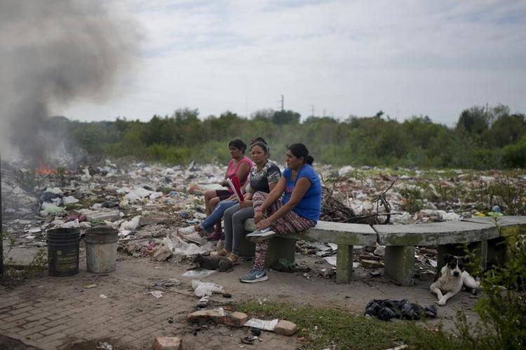 High inflation pushes poverty rate even higher in Argentina