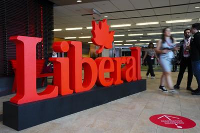 Clock ticks down for Liberal leadership hopefuls to sign up new members