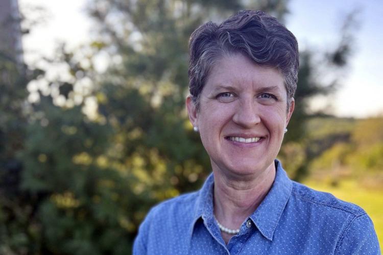 Wisconsin voters to choose top education official and consider voter ID amendment