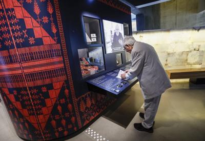 Avi Lewis chides Miller for saying rights museum should change Palestinian wording