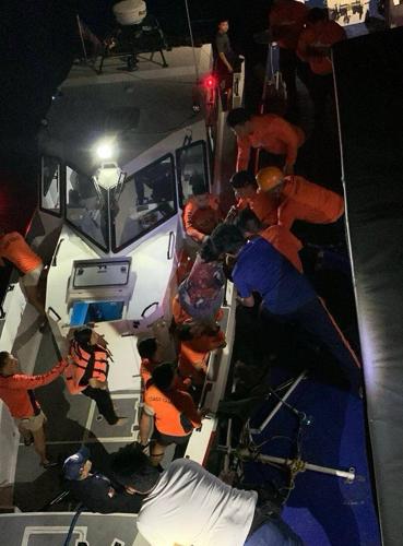 Ferry with more than 350 people sinks in the southern Philippines leaving at least 15 dead