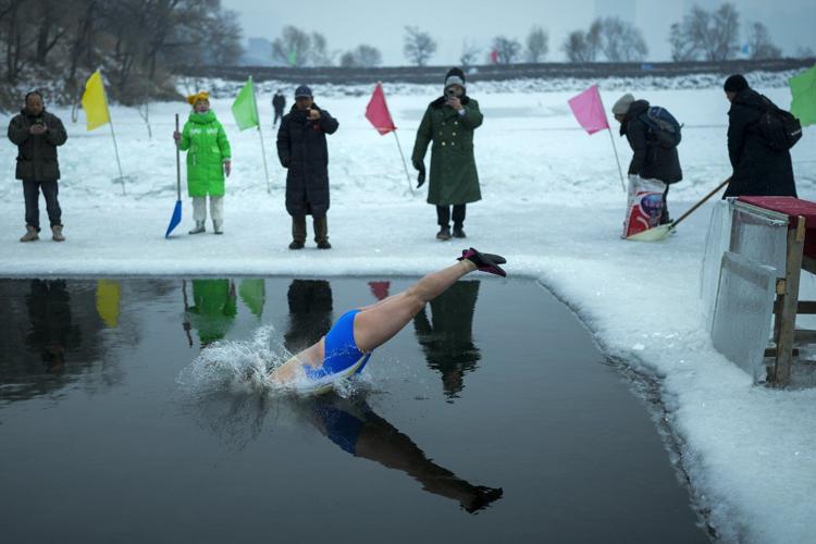 PHOTO COLLECTION: China Winter Swimming