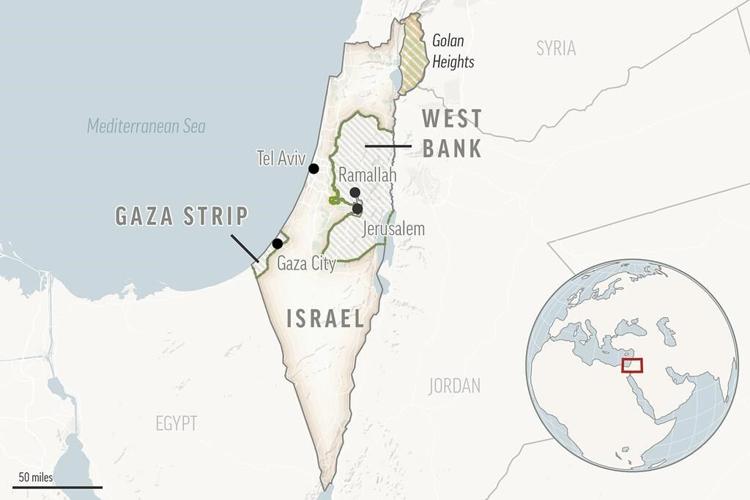 Palestinian opens fire in West Bank settlement, wounding 5 people before being killed