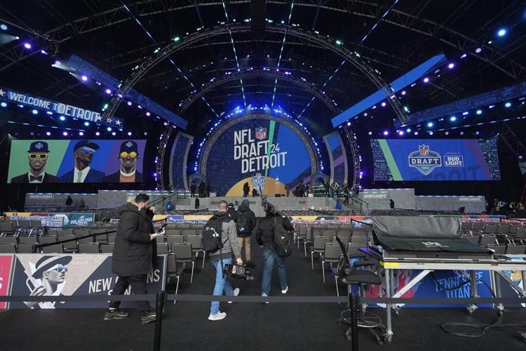 NFL Draft Latest: The Bears are up, with Caleb Williams expected to go No. 1