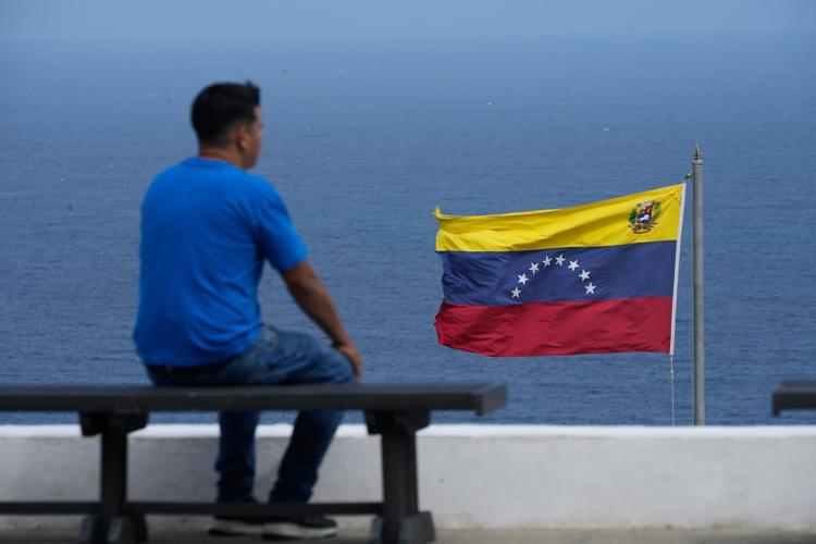 The oil blockade threat creates anxiety in Venezuela but people stick to their daily lives