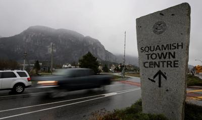 B.C. slack-line walker forgot to re-attach leash before fatal fall, association says