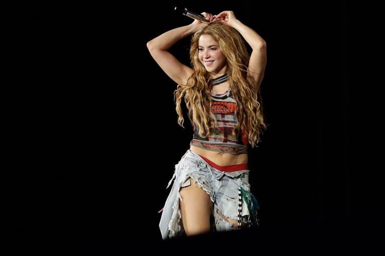 Shakira to follow Madonna and Lady Gaga in giving a huge free concert on Copacabana Beach