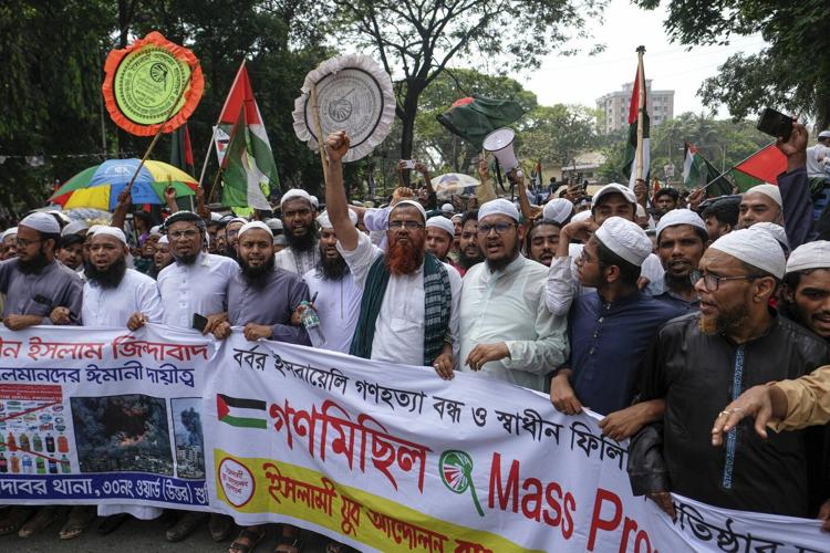 Some 100,000 rally against Israel in Bangladesh's capital