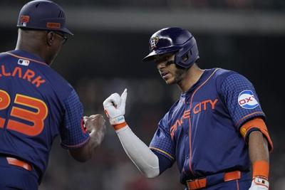 Houston's Blanco throws first no-hitter in majors this season in a 10-0 win over Jays