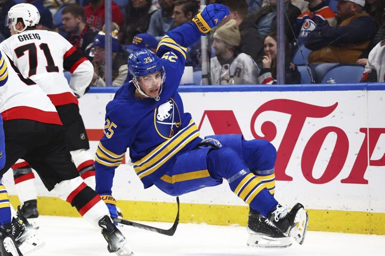 Thompson nets the winner as Sabres edge Senators 3-2, coach Ruff reaches 600 career wins