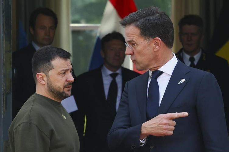 Ukraine's leader takes plea for justice to war crimes court