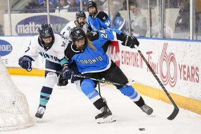 Spooner's shootout winner lifts PWHL Toronto to fifth straight win, 2-1 over New York