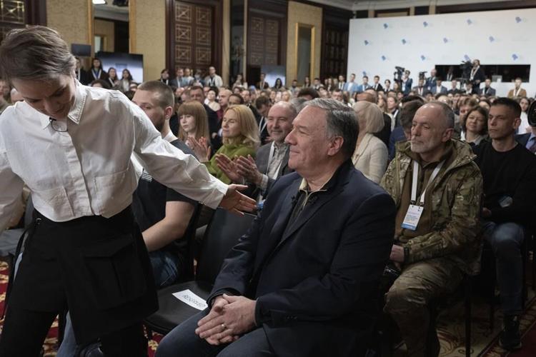 Congressman: US support for aid to Ukraine is 'overwhelming'