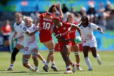 ɫֱ men turn heads with two upset wins on Day 1 of South Africa Rugby Sevens