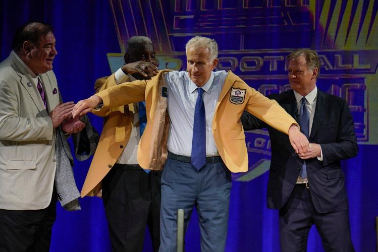 Paul Tagliabue, NFL commissioner of 17 years who led an era of riches and expansion, dies at 84