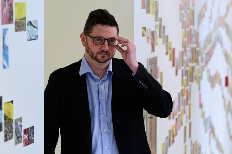 How one family's bipolar disorder experience led to more than $1 billion for the Broad Institute