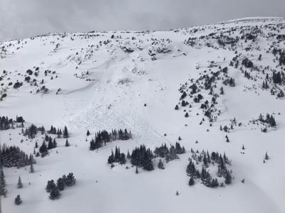 De récentes tragédies rappellent les dangers des avalanches dans les Rocheuses