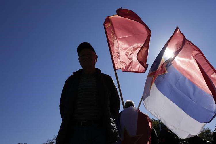 Serbia's president thanks Putin for gas supplies and vows he'll never impose sanctions on Russia