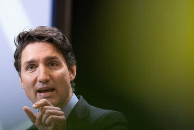 In the news today: Trudeau to meet premiers after Trump tariff threat